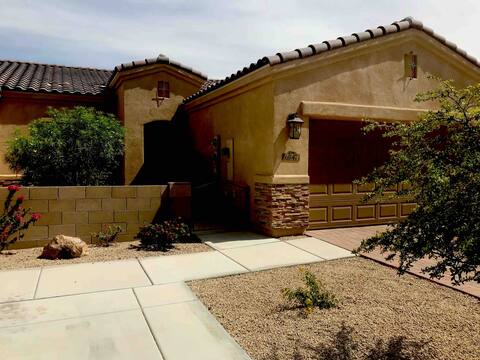 Beautiful 3-Bedroom home in Yuma