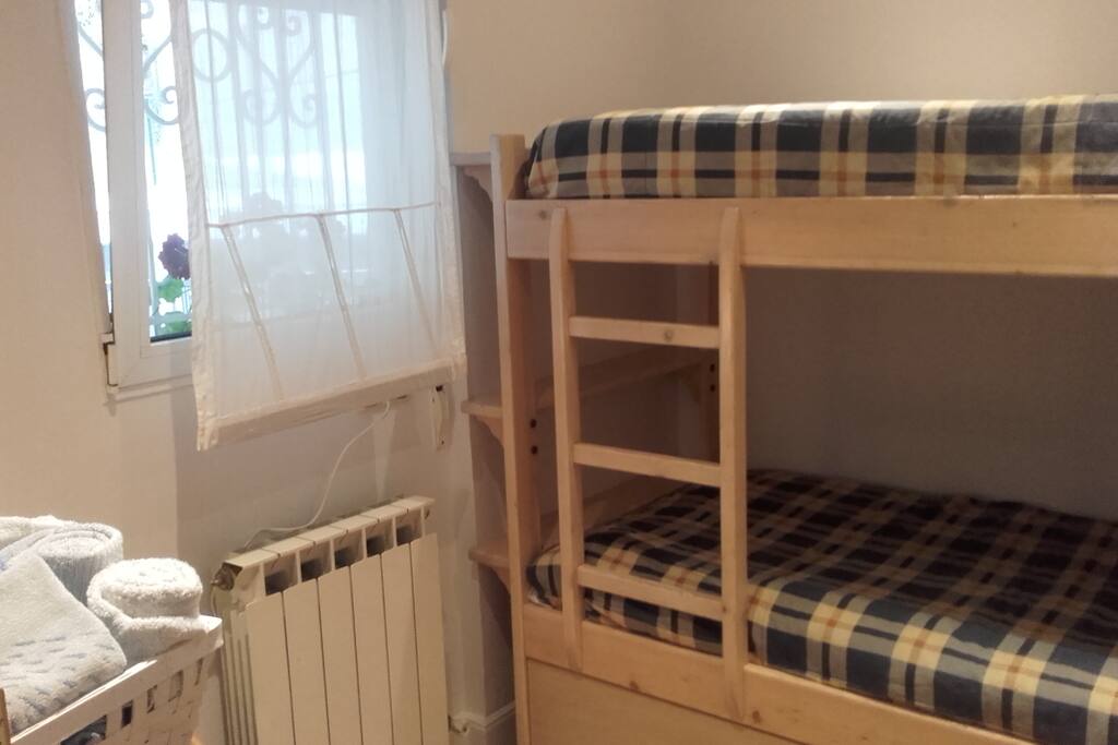 habitacion con literas
