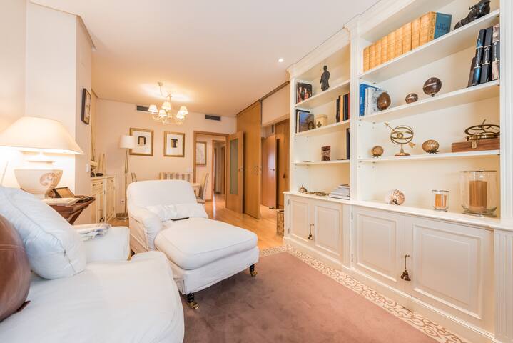 APART. BEST ACCOMOD. AT RETIRO DIST gallery image 5