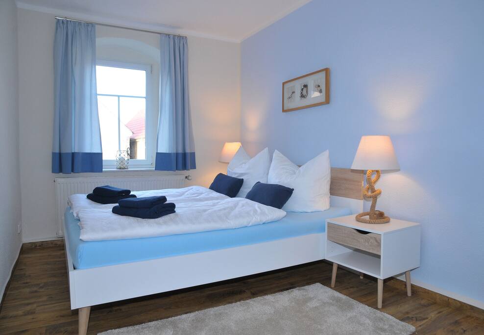 Schlafzimmer 1 - untere Etage