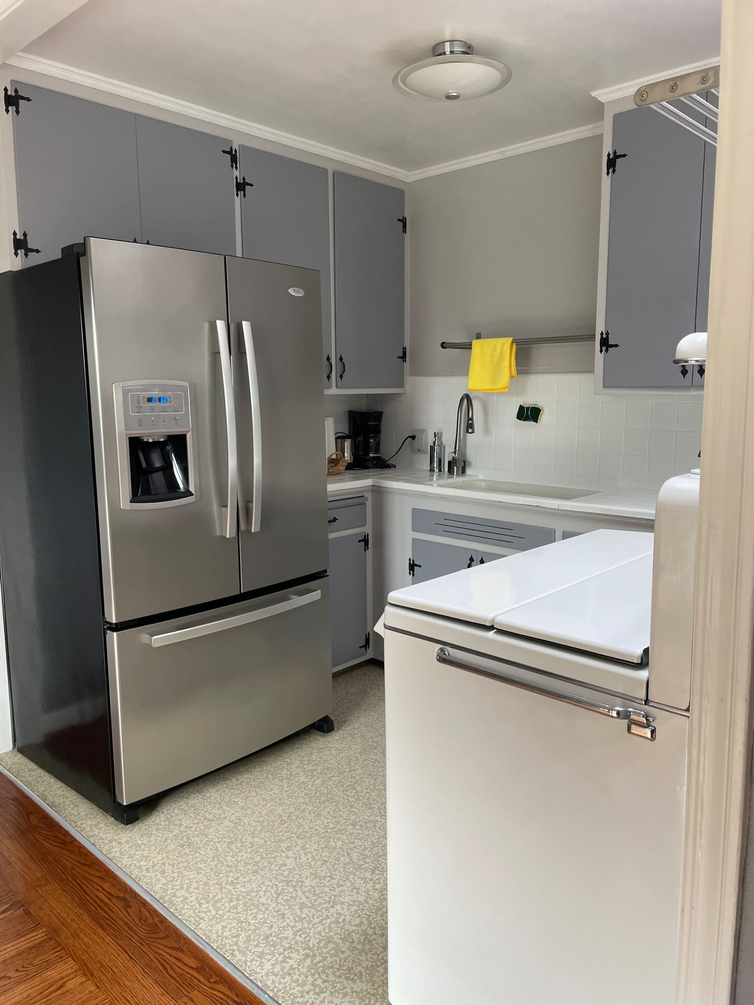 Home in San Francisco · ★4.86 · 2 bedrooms · 3 beds · 1 bath - Image 8