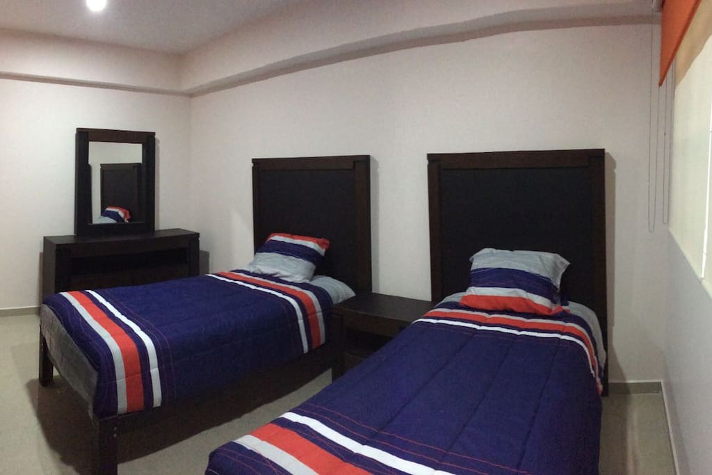 RECAMARA DOBLE (DOUBLE BEDROOM)