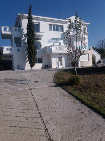 Private room near the airport