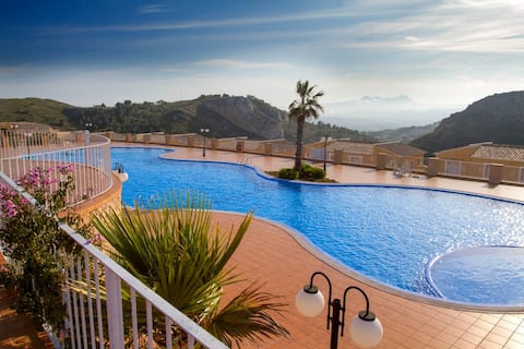 VERY NICE APARATMENT WITH CHARM