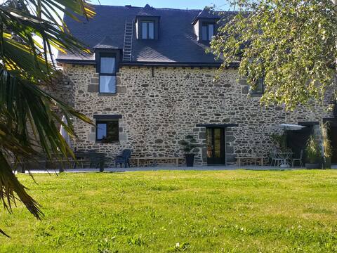 Beautiful farmhouse near Saint-Malo
