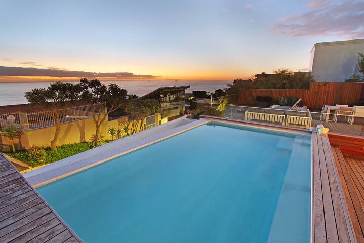 Ty Gwyn Camps Bay – Luxury Villa with pool & views gallery image 3