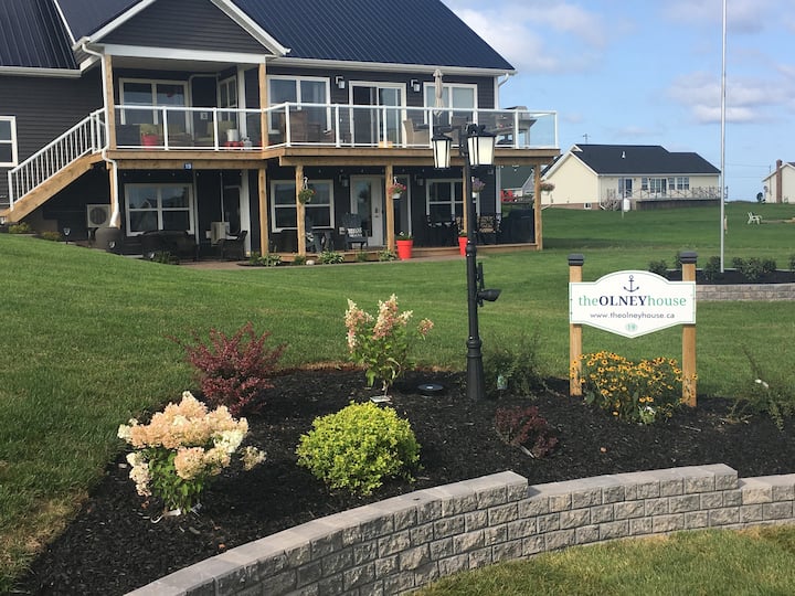 theOLNEYhouse. PEI Tourism Licence 2202742 Cottages for Rent in