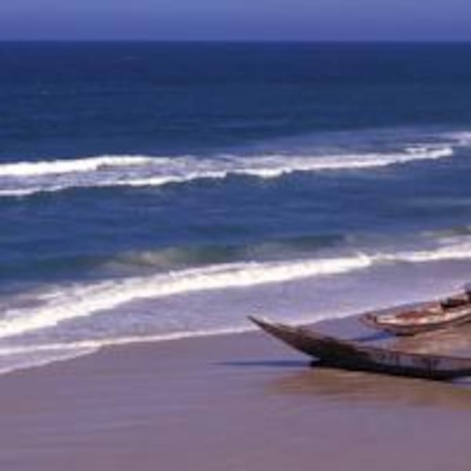La magnifique plage de Yoff à 150 m de la maison