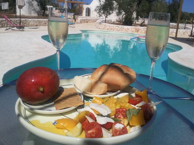 Trulli Collina della Pace, privater Pool, BBQ gallery image 3