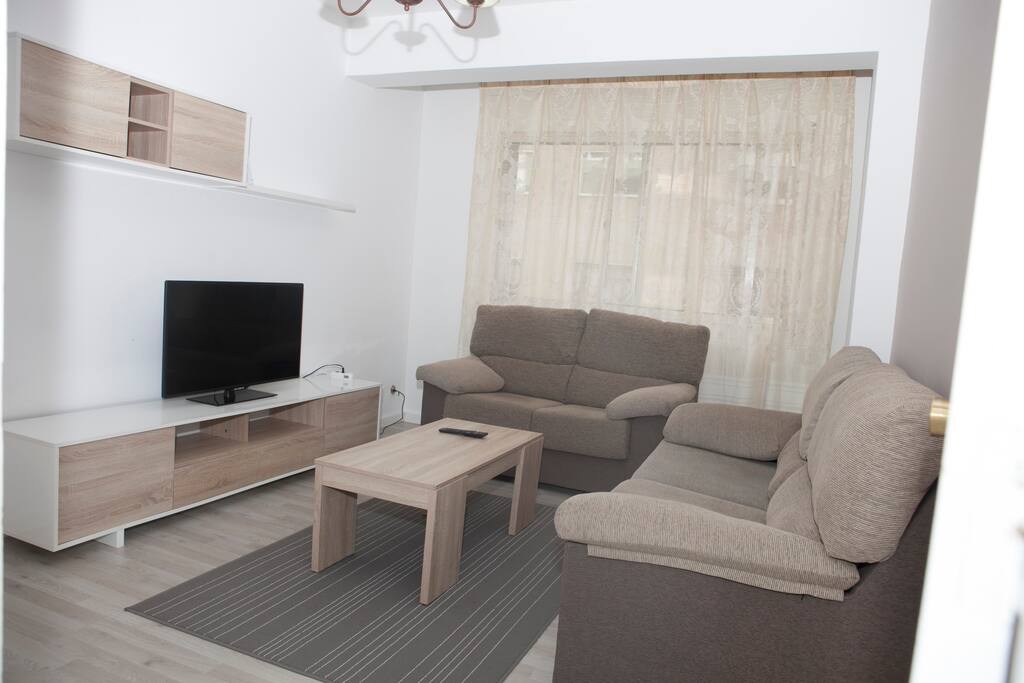 Sala de estar. Tv 42"
