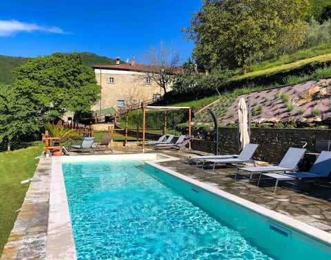 Cosy apartment  in Tuscany Lunigiana & 5Terre