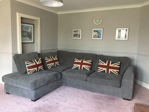 Top Airbnb: 32A Apartment for 6 Spacious apartment in Mundesley