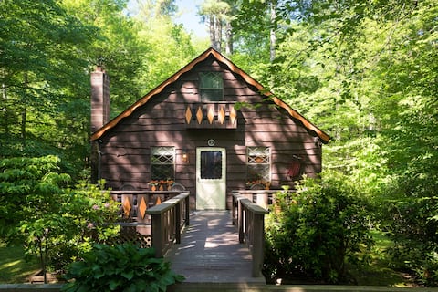Cabin in the Blue Ridge Mountains (Land Harbor)