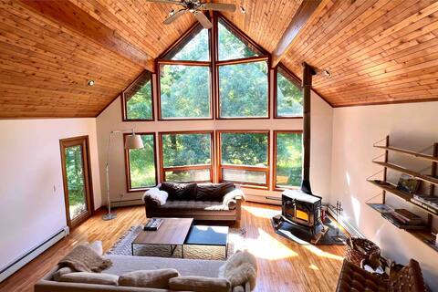 Architect’s Cottage in the Woods