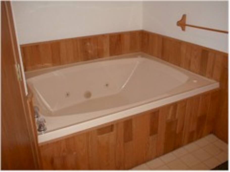 Private Hot tub