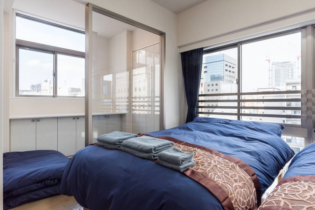 Bed room( two double beds)!!
