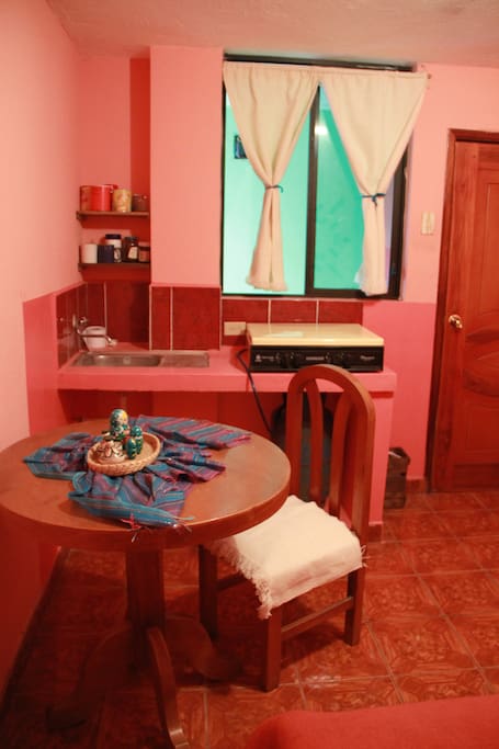 El cuarto - The guest room