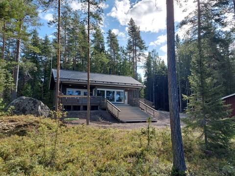 Atmospheric leisure apartment in nature