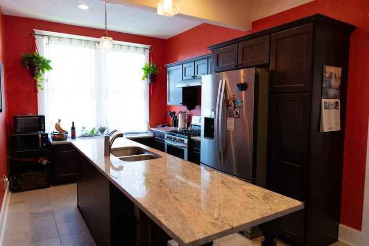 Full house 2blks from Jazz Fest in New Orleans! gallery image 3