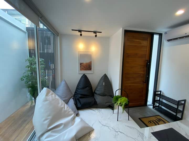 Baan 90 Modern Family 3BR Townhome ★ Impact Arena