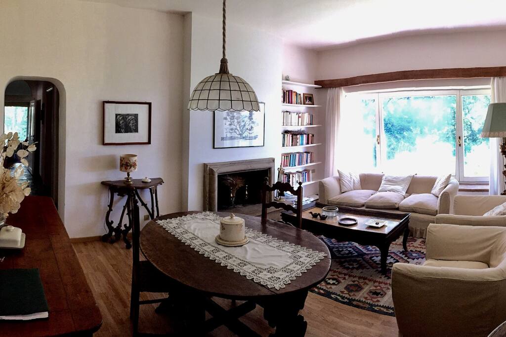 Prima zona giorno / First living area