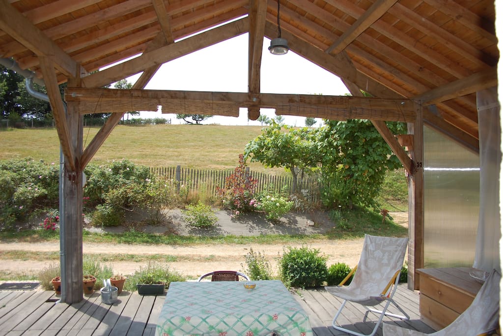 La terrasse réservée à nos hôtes