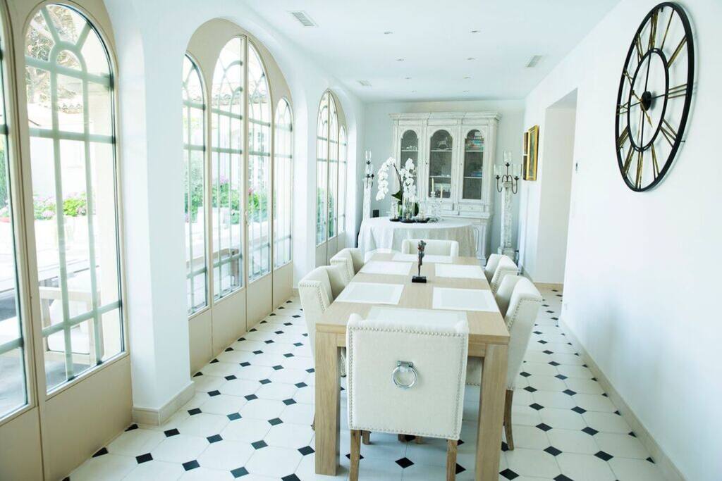 Indoor Dining for a group of friends, family, or both.