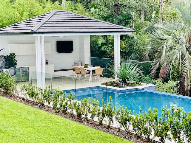 Luxurious Modern Hamptons Retreat