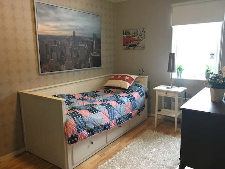 2间卧室，配有拉出式双人床