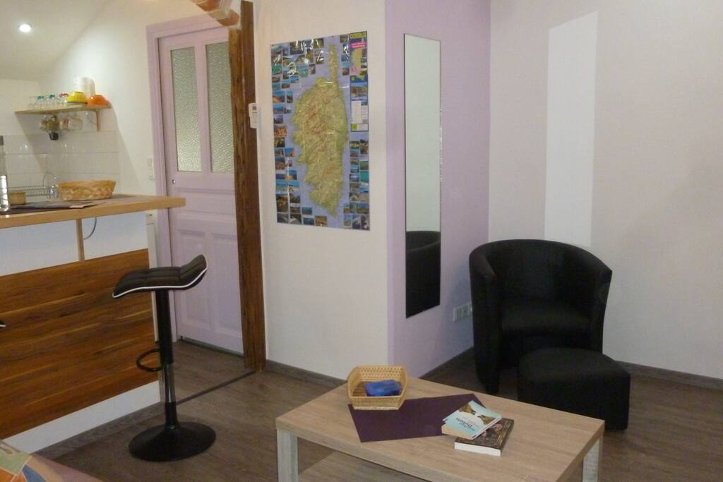 Vue côté chambre-salon