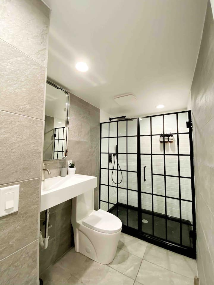 Top 12 Airbnb Vacation Rentals Near Mountain Creek, New Jersey