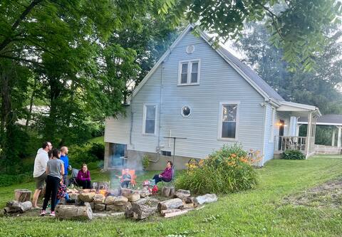 The Grateful Bed: Roomy and Fun NRG Adventure Base