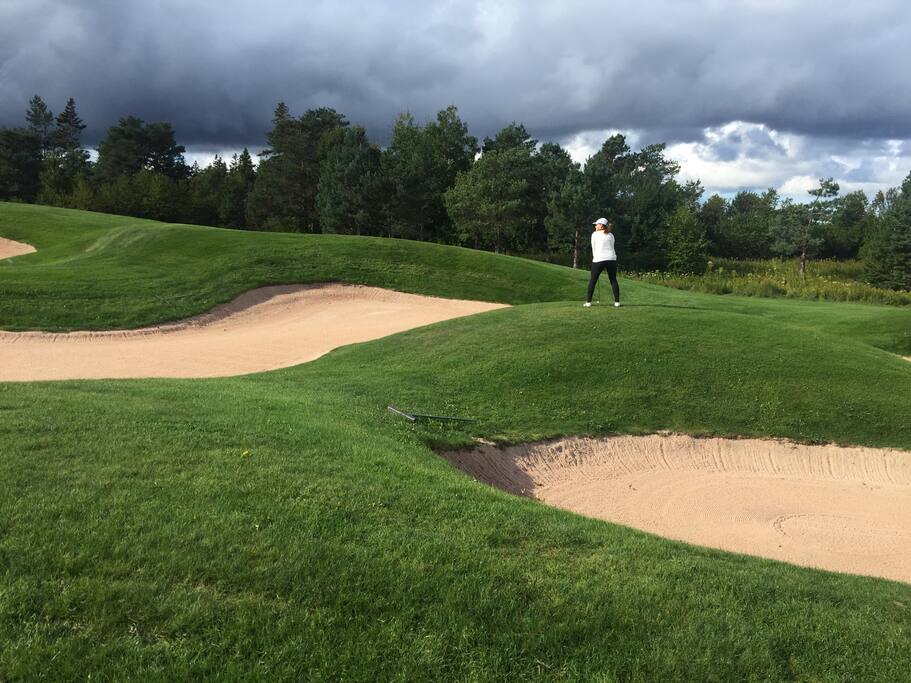 Golf haven! So many reasonably priced golf courses to choose from !