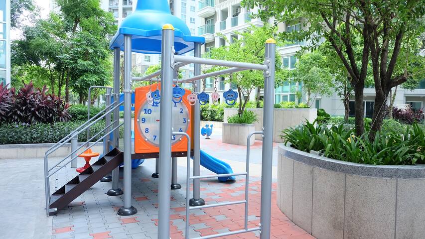 Modern&Luxury apartment,5min to MRT,freeWifi gallery image 4