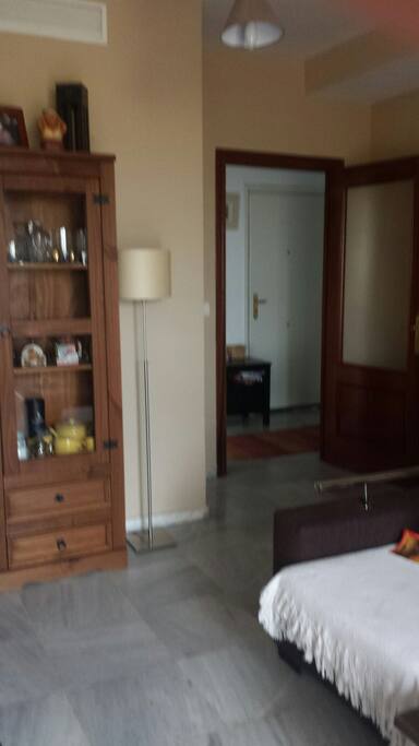 salón y entrada