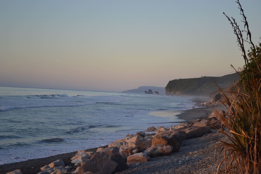 Gorgeous wild West Coast Rapahoe beach