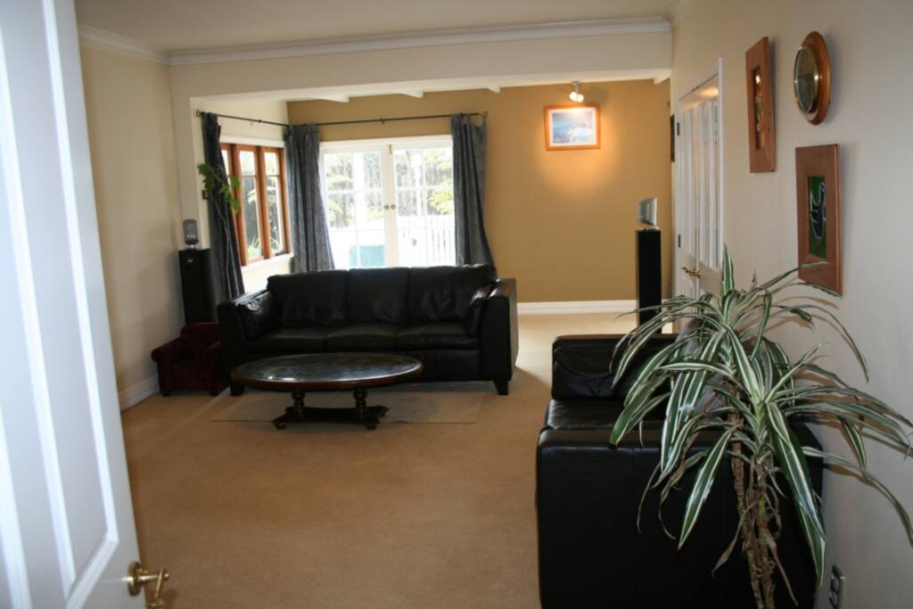 Lounge - opens to deck and through to dining