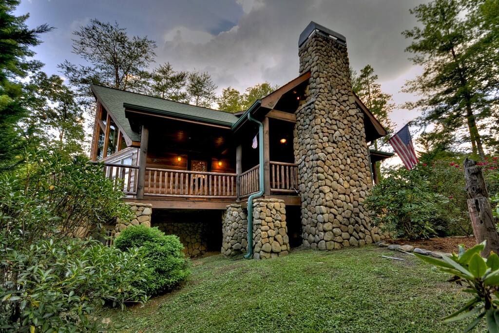 Sunrise Destination - Exterior Rear
