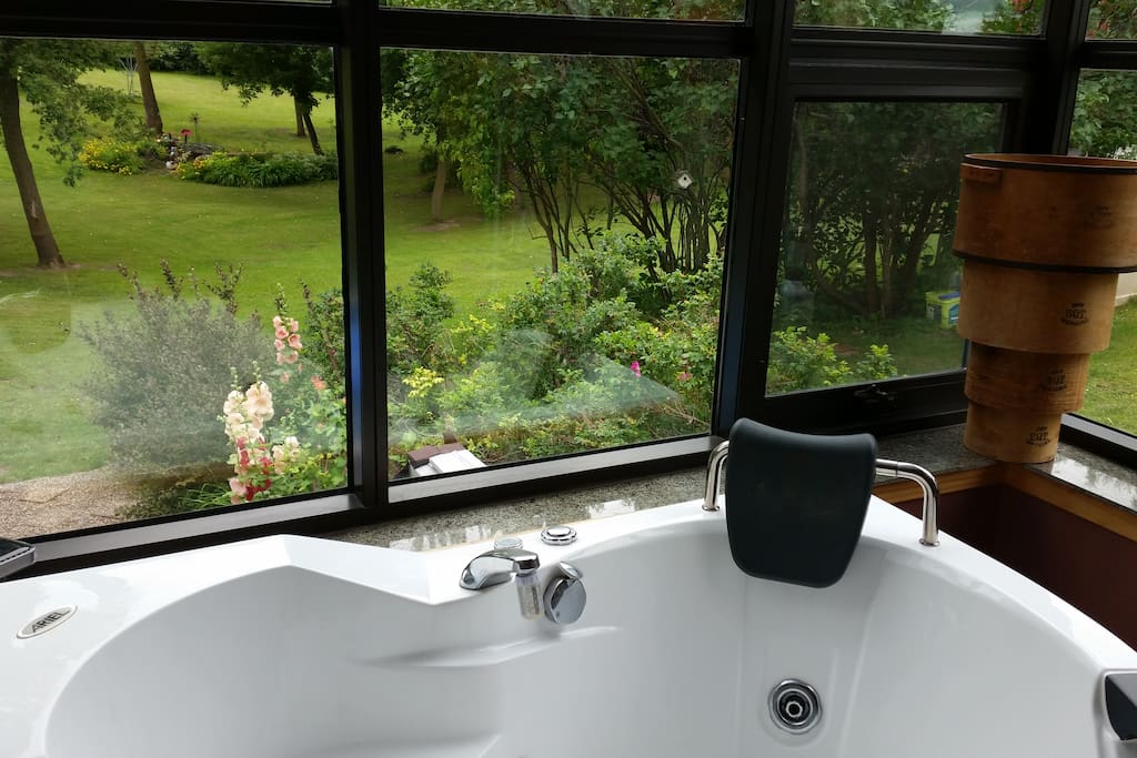 Bathroom with Jacuzzi