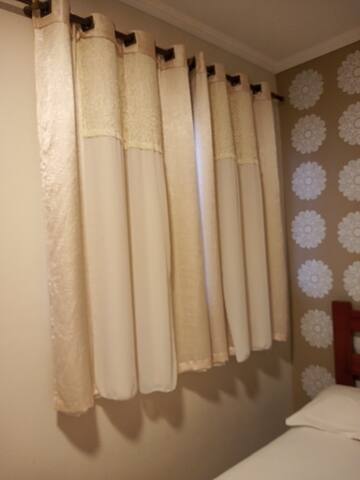 Private room with 1 bedrooms in Pocos de Caldas - Suíte externa+cozinha com aconchego e privacidade