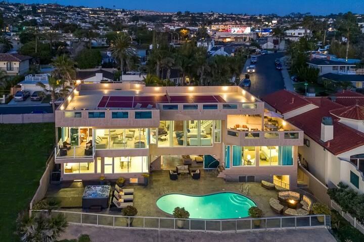 9,000 sq ft Celebrity Oceanfront Estate, La Jolla gallery image 2