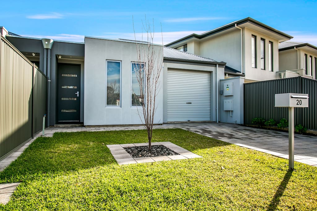 New 3 bedroom house in Adelaide