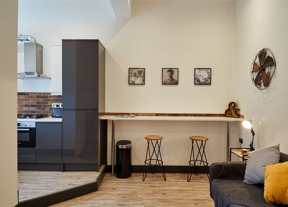 Breakfast Bar