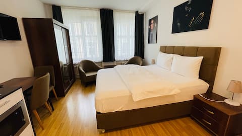 Popular Airbnb listing: Double room apartments with bathroom and kitchen in Rotes Quartier