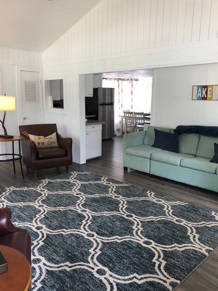 Birdie’s Cottage - Spicewood, TX