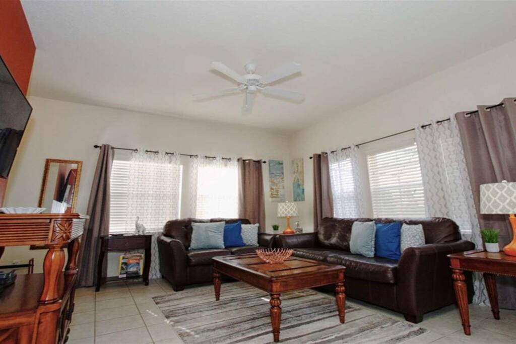 Sweet Home Vacation Disney Rentals Vacation Homes Florida Orlando Encantada Resort