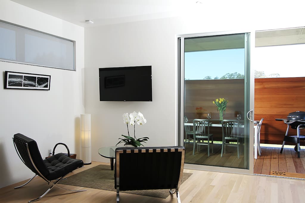 Indoor-outdoor living... the essence of Sonoma style