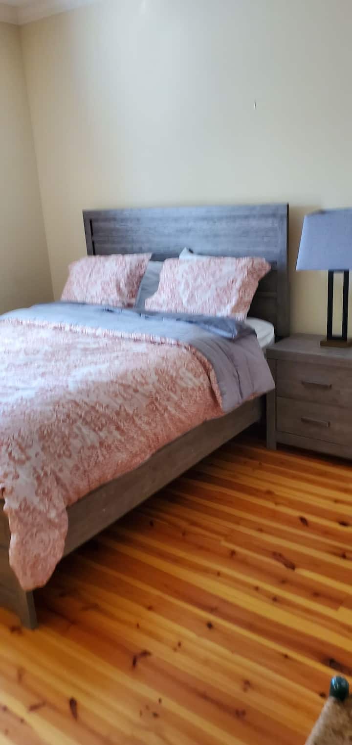 3-საძინებლიანი საწოლი 152 × 203 სმ