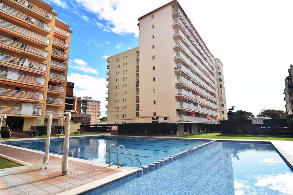 Piscina comunitaria