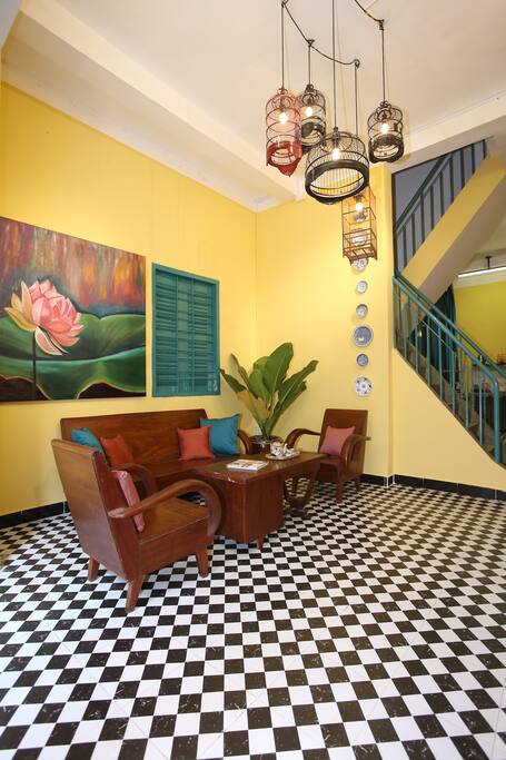 Gathering and relaxing space in the living room